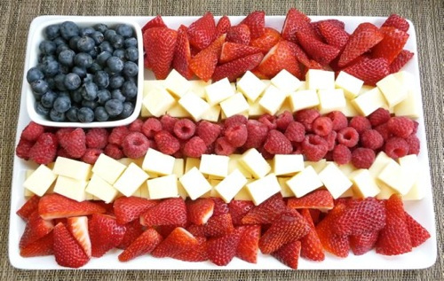 american flag fruit and cheese tray